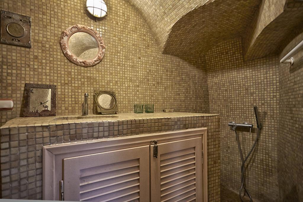 Thermes Saint Alexander Villas Megalochori  Zimmer foto